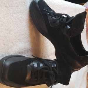 100%Authentic Chanel black/suede leather sneaker s